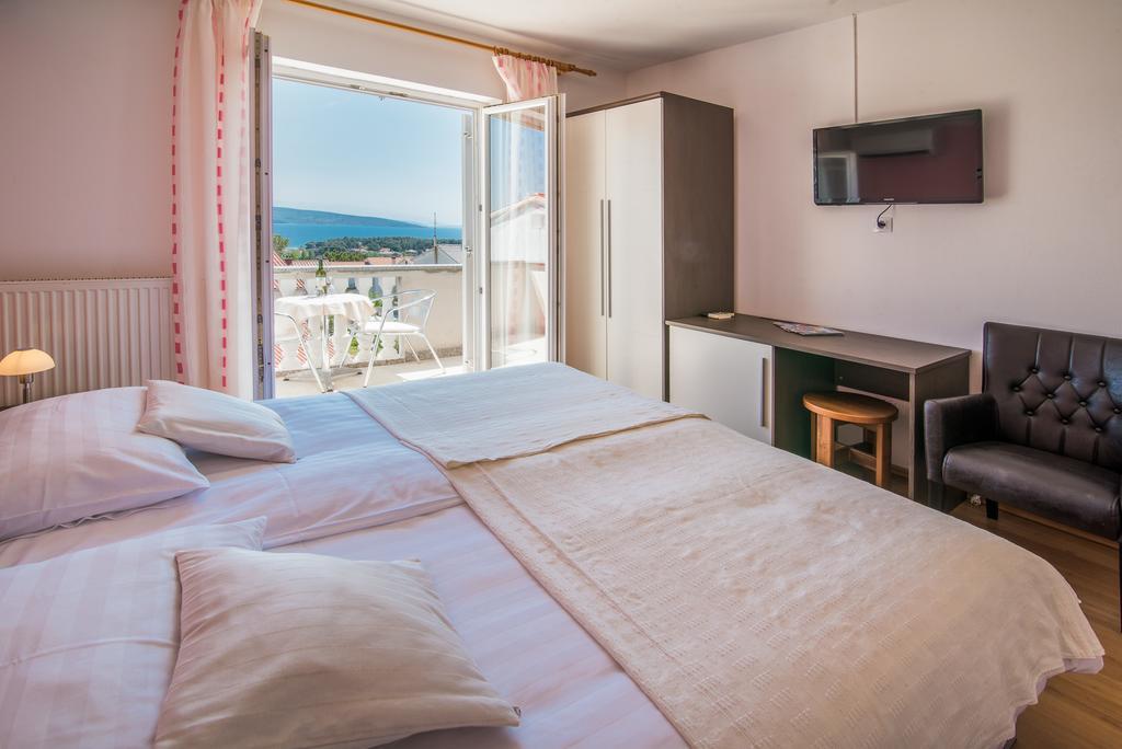 B&B Villa Ana クルク エクステリア 写真
